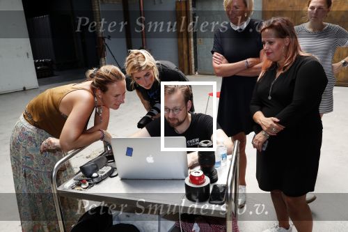 Almere 27 augustus 2019
Estelle Cruijff heeft fotoshoot ( estelle als fotograaf) voor 15 jarig bestaan esther vergeer foundation. Het motto is â€œdurf te dromenâ€
