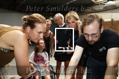 Almere 27 augustus 2019
Estelle Cruijff heeft fotoshoot ( estelle als fotograaf) voor 15 jarig bestaan esther vergeer foundation. Het motto is â€œdurf te dromenâ€