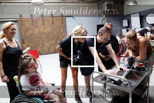 Almere 27 augustus 2019
Estelle Cruijff heeft fotoshoot ( estelle als fotograaf) voor 15 jarig bestaan esther vergeer foundation. Het motto is â€œdurf te dromenâ€