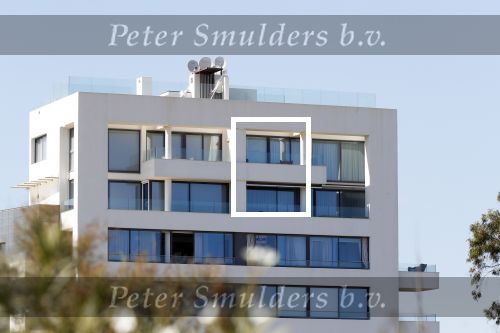 ibiza 14 augustus 2019
Het appartement van Estelle Cruijff onder dat van haar ex man Ruud Gullit staat te koop.