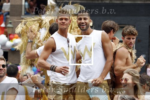 Amsterdam 3 augustus 2019
Gaypride in de grachten van Amsterdam.
Ferry Doedens met vriend