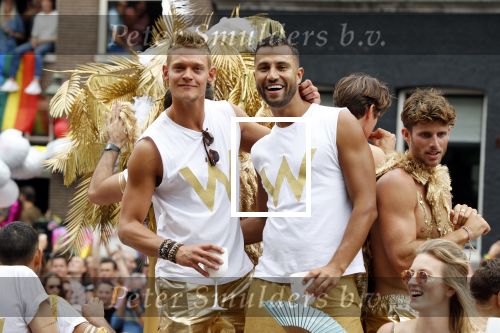 Amsterdam 3 augustus 2019
Gaypride in de grachten van Amsterdam.
Ferry Doedens met vriend