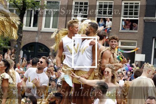 Amsterdam 3 augustus 2019
Gaypride in de grachten van Amsterdam.
Ferry Doedens met vriend