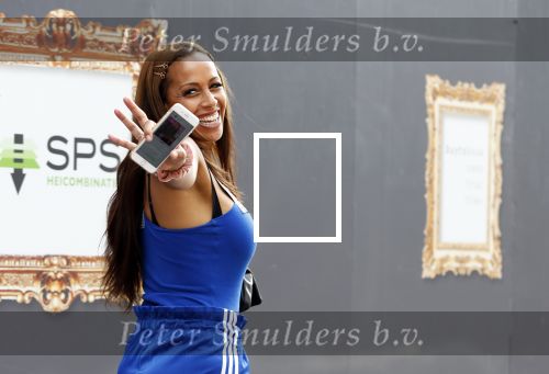 Amsterdam 31 oktober 2019
Glennis Grace met zoon Antony en een vriendje op de pc hooftstraat.