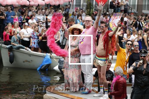 Amsterdam 3 augustus 2019
Gaypride in de grachten van Amsterdam.
Frits Huffnagel en Imca Marina