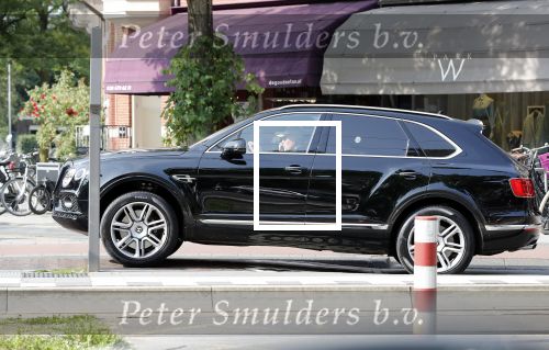 Amsterdam 28 augustus 2019
Jaap v Zweden in zijn nieuwe Bentley Bentega.
