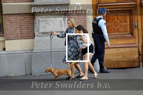 Den Haag 22 augustus 2019
Afscheidsdienst voor prinses Christina op paleis Noordeinde en de koninklijke stallen.
Aanwezig haar Kinderen Bernardo, Nicolas en Juliana alsmede prinses Beatrix prinses Irene prinses Margriet mr Pieter v Vollenhoven Koning Willem Alexander koningin Maxima prinses Mabel prins Constantijn Prinses laurentien en hun kinderen Leonore Claus Casimir Eloise   Prins Carlos  prinses Annemarie prinses Viktoria  Prins Jaime Prinses Carolina met man Albert Brenninkmeijer prinses Margarita met man Tjalling ten cate Prins floris en Prinses Aimee Prins Maurits en Prinses Marilene Prins Pieter Christiaan en Prins Bernhard jr. Prinses Christina kleindochter??