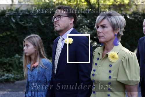 Den Haag 22 augustus 2019
Afscheidsdienst voor prinses Christina op paleis Noordeinde en de koninklijke stallen.
Aanwezig haar Kinderen Bernardo, Nicolas en Juliana alsmede prinses Beatrix prinses Irene prinses Margriet mr Pieter v Vollenhoven Koning Willem Alexander koningin Maxima prinses Mabel prins Constantijn Prinses laurentien en hun kinderen Leonore Claus Casimir Eloise   Prins Carlos  prinses Annemarie prinses Viktoria  Prins Jaime Prinses Carolina met man Albert Brenninkmeijer prinses Margarita met man Tjalling ten cate Prins floris en Prinses Aimee Prins Maurits en Prinses Marilene Prins Pieter Christiaan en Prins Bernhard jr.