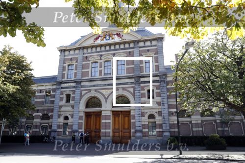 Den Haag 22 augustus 2019
Afscheidsdienst voor prinses Christina op paleis Noordeinde en de koninklijke stallen.
Aanwezig haar Kinderen Bernardo, Nicolas en Juliana alsmede prinses Beatrix prinses Irene prinses Margriet mr Pieter v Vollenhoven Koning Willem Alexander koningin Maxima prinses Mabel prins Constantijn Prinses laurentien en hun kinderen Leonore Claus Casimir Eloise   Prins Carlos  prinses Annemarie prinses Viktoria  Prins Jaime Prinses Carolina met man Albert Brenninkmeijer prinses Margarita met man Tjalling ten cate Prins floris en Prinses Aimee Prins Maurits en Prinses Marilene Prins Pieter Christiaan en Prins Bernhard jr. Prinses Christina had ook een appartement boven de koninklijke stallen