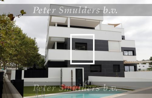 ibiza jesus 11 augustus 2019
Lucille Werner en haar man hebben appartement op ibiza gekocht .