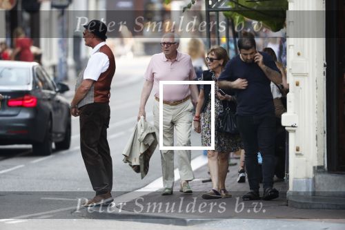 Amsterdam 27 augustus 2019
Matthijs van Heijningen met zijn vrouw op de utrechtsestraat.