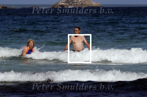 Ibiza 17 augustus 2019
Mieke v d Weij met haar man in zee bij Coco Beach.