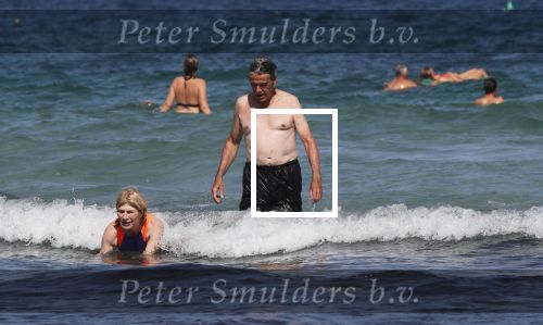 Ibiza 17 augustus 2019
Mieke v d Weij met haar man in zee bij Coco Beach.