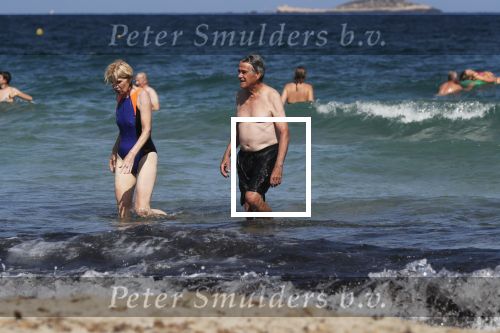 Ibiza 17 augustus 2019
Mieke v d Weij met haar man in zee bij Coco Beach.