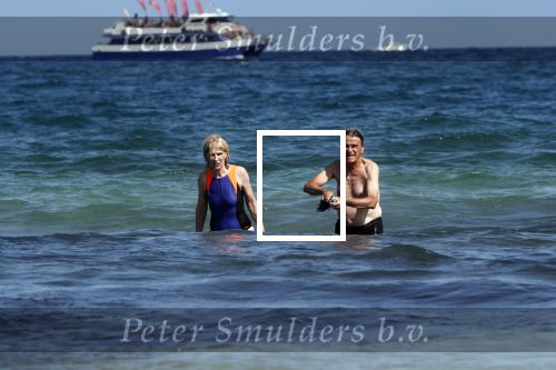 Ibiza 17 augustus 2019
Mieke v d Weij met haar man in zee bij Coco Beach.
