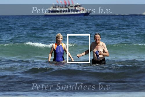 Ibiza 17 augustus 2019
Mieke v d Weij met haar man in zee bij Coco Beach.