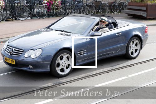 Amsterdam 31 augustus 2019
Oscar Hammerstein doet met zijn mercedes SL 600 cabrio boodschappen.