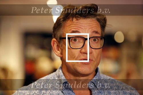 Amsterdam 21 augustus 2019
Boekpresentatie Inge Ipenburg. Tim Akkerman ontvangt het eerste exemplaar.
Paul Groot