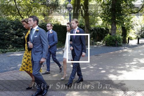 Den Haag 22 augustus 2019
Afscheidsdienst voor prinses Christina op paleis Noordeinde en de koninklijke stallen.
Aanwezig haar Kinderen Bernardo, Nicolas en Juliana alsmede prinses Beatrix prinses Irene prinses Margriet mr Pieter v Vollenhoven Koning Willem Alexander koningin Maxima prinses Mabel prins Constantijn Prinses laurentien en hun kinderen Leonore Claus Casimir Eloise   Prins Carlos  prinses Annemarie prinses Viktoria  Prins Jaime Prinses Carolina met man Albert Brenninkmeijer prinses Margarita met man Tjalling ten cate Prins floris en Prinses Aimee Prins Maurits en Prinses Marilene Prins Pieter Christiaan en Prins Bernhard jr.