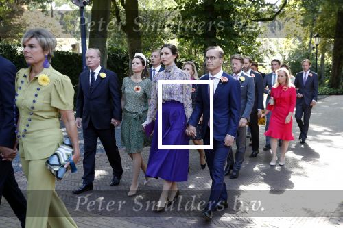 Den Haag 22 augustus 2019
Afscheidsdienst voor prinses Christina op paleis Noordeinde en de koninklijke stallen.
Aanwezig haar Kinderen Bernardo, Nicolas en Juliana alsmede prinses Beatrix prinses Irene prinses Margriet mr Pieter v Vollenhoven Koning Willem Alexander koningin Maxima prinses Mabel prins Constantijn Prinses laurentien en hun kinderen Leonore Claus Casimir Eloise   Prins Carlos  prinses Annemarie prinses Viktoria  Prins Jaime Prinses Carolina met man Albert Brenninkmeijer prinses Margarita met man Tjalling ten cate Prins floris en Prinses Aimee Prins Maurits en Prinses Marilene Prins Pieter Christiaan en Prins Bernhard jr.