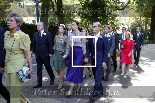 Den Haag 22 augustus 2019
Afscheidsdienst voor prinses Christina op paleis Noordeinde en de koninklijke stallen.
Aanwezig haar Kinderen Bernardo, Nicolas en Juliana alsmede prinses Beatrix prinses Irene prinses Margriet mr Pieter v Vollenhoven Koning Willem Alexander koningin Maxima prinses Mabel prins Constantijn Prinses laurentien en hun kinderen Leonore Claus Casimir Eloise   Prins Carlos  prinses Annemarie prinses Viktoria  Prins Jaime Prinses Carolina met man Albert Brenninkmeijer prinses Margarita met man Tjalling ten cate Prins floris en Prinses Aimee Prins Maurits en Prinses Marilene Prins Pieter Christiaan en Prins Bernhard jr.