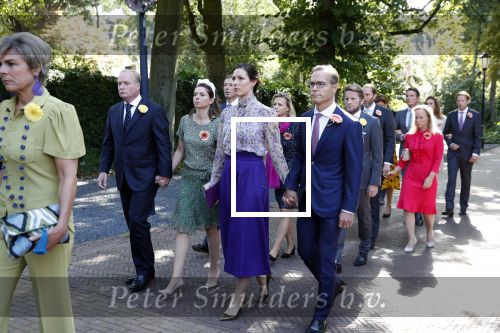 Den Haag 22 augustus 2019
Afscheidsdienst voor prinses Christina op paleis Noordeinde en de koninklijke stallen.
Aanwezig haar Kinderen Bernardo, Nicolas en Juliana alsmede prinses Beatrix prinses Irene prinses Margriet mr Pieter v Vollenhoven Koning Willem Alexander koningin Maxima prinses Mabel prins Constantijn Prinses laurentien en hun kinderen Leonore Claus Casimir Eloise   Prins Carlos  prinses Annemarie prinses Viktoria  Prins Jaime Prinses Carolina met man Albert Brenninkmeijer prinses Margarita met man Tjalling ten cate Prins floris en Prinses Aimee Prins Maurits en Prinses Marilene Prins Pieter Christiaan en Prins Bernhard jr.