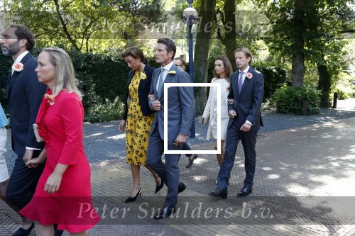 Den Haag 22 augustus 2019
Afscheidsdienst voor prinses Christina op paleis Noordeinde en de koninklijke stallen.
Aanwezig haar Kinderen Bernardo, Nicolas en Juliana alsmede prinses Beatrix prinses Irene prinses Margriet mr Pieter v Vollenhoven Koning Willem Alexander koningin Maxima prinses Mabel prins Constantijn Prinses laurentien en hun kinderen Leonore Claus Casimir Eloise   Prins Carlos  prinses Annemarie prinses Viktoria  Prins Jaime Prinses Carolina met man Albert Brenninkmeijer prinses Margarita met man Tjalling ten cate Prins floris en Prinses Aimee Prins Maurits en Prinses Marilene Prins Pieter Christiaan en Prins Bernhard jr.