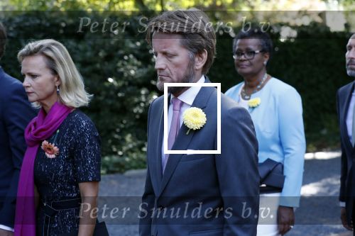 Den Haag 22 augustus 2019
Afscheidsdienst voor prinses Christina op paleis Noordeinde en de koninklijke stallen.
Aanwezig haar Kinderen Bernardo, Nicolas en Juliana alsmede prinses Beatrix prinses Irene prinses Margriet mr Pieter v Vollenhoven Koning Willem Alexander koningin Maxima prinses Mabel prins Constantijn Prinses laurentien en hun kinderen Leonore Claus Casimir Eloise   Prins Carlos  prinses Annemarie prinses Viktoria  Prins Jaime Prinses Carolina met man Albert Brenninkmeijer prinses Margarita met man Tjalling ten cate Prins floris en Prinses Aimee Prins Maurits en Prinses Marilene Prins Pieter Christiaan en Prins Bernhard jr.