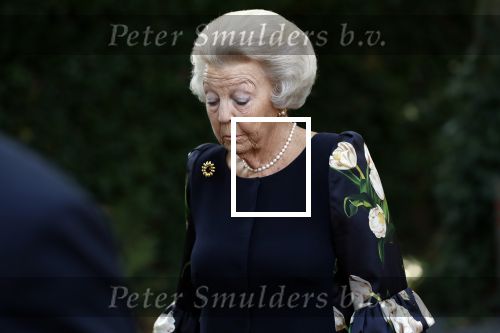 Den Haag 22 augustus 2019
Afscheidsdienst voor prinses Christina op paleis Noordeinde en de koninklijke stallen.
Aanwezig haar Kinderen Bernardo, Nicolas en Juliana alsmede prinses Beatrix prinses Irene prinses Margriet mr Pieter v Vollenhoven Koning Willem Alexander koningin Maxima prinses Mabel prins Constantijn Prinses laurentien en hun kinderen Leonore Claus Casimir Eloise   Prins Carlos  prinses Annemarie prinses Viktoria  Prins Jaime Prinses Carolina met man Albert Brenninkmeijer prinses Margarita met man Tjalling ten cate Prins floris en Prinses Aimee Prins Maurits en Prinses Marilene Prins Pieter Christiaan en Prins Bernhard jr.