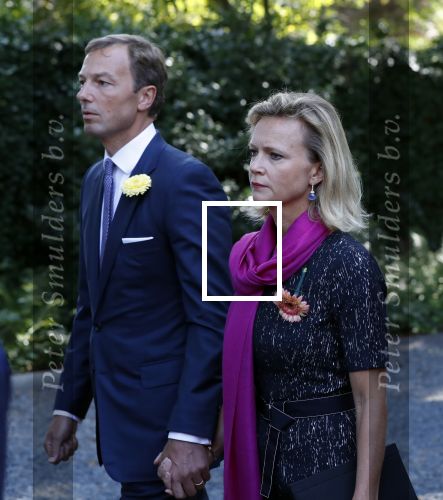 Den Haag 22 augustus 2019
Afscheidsdienst voor prinses Christina op paleis Noordeinde en de koninklijke stallen.
Aanwezig haar Kinderen Bernardo, Nicolas en Juliana alsmede prinses Beatrix prinses Irene prinses Margriet mr Pieter v Vollenhoven Koning Willem Alexander koningin Maxima prinses Mabel prins Constantijn Prinses laurentien en hun kinderen Leonore Claus Casimir Eloise   Prins Carlos  prinses Annemarie prinses Viktoria  Prins Jaime Prinses Carolina met man Albert Brenninkmeijer prinses Margarita met man Tjalling ten cate Prins floris en Prinses Aimee Prins Maurits en Prinses Marilene Prins Pieter Christiaan en Prins Bernhard jr.