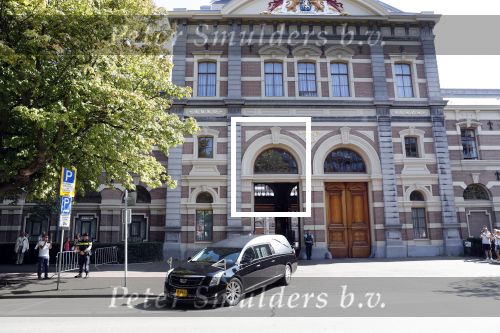 Den Haag 22 augustus 2019
Afscheidsdienst voor prinses Christina op paleis Noordeinde en de koninklijke stallen.
Aanwezig haar Kinderen Bernardo, Nicolas en Juliana alsmede prinses Beatrix prinses Irene prinses Margriet mr Pieter v Vollenhoven Koning Willem Alexander koningin Maxima prinses Mabel prins Constantijn Prinses laurentien en hun kinderen Leonore Claus Casimir Eloise   Prins Carlos  prinses Annemarie prinses Viktoria  Prins Jaime Prinses Carolina met man Albert Brenninkmeijer prinses Margarita met man Tjalling ten cate Prins floris en Prinses Aimee Prins Maurits en Prinses Marilene Prins Pieter Christiaan en Prins Bernhard jr.