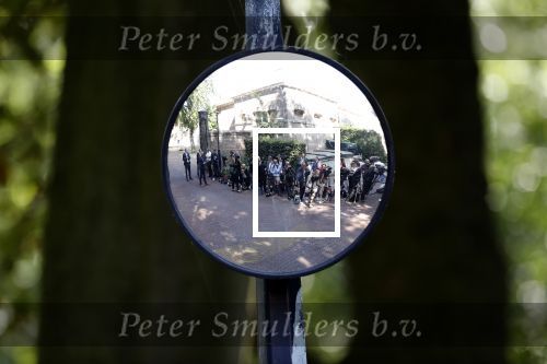 Den Haag 22 augustus 2019
Afscheidsdienst voor prinses Christina op paleis Noordeinde en de koninklijke stallen.
Aanwezig haar Kinderen Bernardo, Nicolas en Juliana alsmede prinses Beatrix prinses Irene prinses Margriet mr Pieter v Vollenhoven Koning Willem Alexander koningin Maxima prinses Mabel prins Constantijn Prinses laurentien en hun kinderen Leonore Claus Casimir Eloise   Prins Carlos  prinses Annemarie prinses Viktoria  Prins Jaime Prinses Carolina met man Albert Brenninkmeijer prinses Margarita met man Tjalling ten cate Prins floris en Prinses Aimee Prins Maurits en Prinses Marilene Prins Pieter Christiaan en Prins Bernhard jr. pers via spiegel