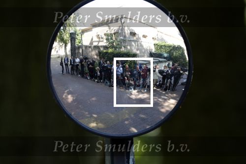 Den Haag 22 augustus 2019
Afscheidsdienst voor prinses Christina op paleis Noordeinde en de koninklijke stallen.
Aanwezig haar Kinderen Bernardo, Nicolas en Juliana alsmede prinses Beatrix prinses Irene prinses Margriet mr Pieter v Vollenhoven Koning Willem Alexander koningin Maxima prinses Mabel prins Constantijn Prinses laurentien en hun kinderen Leonore Claus Casimir Eloise   Prins Carlos  prinses Annemarie prinses Viktoria  Prins Jaime Prinses Carolina met man Albert Brenninkmeijer prinses Margarita met man Tjalling ten cate Prins floris en Prinses Aimee Prins Maurits en Prinses Marilene Prins Pieter Christiaan en Prins Bernhard jr. pers via spiegel