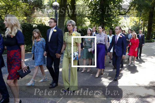 Den Haag 22 augustus 2019
Afscheidsdienst voor prinses Christina op paleis Noordeinde en de koninklijke stallen.
Aanwezig haar Kinderen Bernardo, Nicolas en Juliana alsmede prinses Beatrix prinses Irene prinses Margriet mr Pieter v Vollenhoven Koning Willem Alexander koningin Maxima prinses Mabel prins Constantijn Prinses laurentien en hun kinderen Leonore Claus Casimir Eloise   Prins Carlos  prinses Annemarie prinses Viktoria  Prins Jaime Prinses Carolina met man Albert Brenninkmeijer prinses Margarita met man Tjalling ten cate Prins floris en Prinses Aimee Prins Maurits en Prinses Marilene Prins Pieter Christiaan en Prins Bernhard jr.
