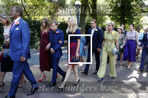 Den Haag 22 augustus 2019
Afscheidsdienst voor prinses Christina op paleis Noordeinde en de koninklijke stallen.
Aanwezig haar Kinderen Bernardo, Nicolas en Juliana alsmede prinses Beatrix prinses Irene prinses Margriet mr Pieter v Vollenhoven Koning Willem Alexander koningin Maxima prinses Mabel prins Constantijn Prinses laurentien en hun kinderen Leonore Claus Casimir Eloise   Prins Carlos  prinses Annemarie prinses Viktoria  Prins Jaime Prinses Carolina met man Albert Brenninkmeijer prinses Margarita met man Tjalling ten cate Prins floris en Prinses Aimee Prins Maurits en Prinses Marilene Prins Pieter Christiaan en Prins Bernhard jr.