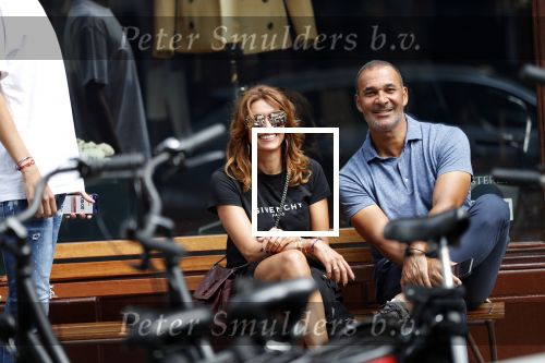 Amsterdam 30 augustus 2019
Ruud Gullit met zijn vriendin Karin de Rooij en haar zoon Nigel.