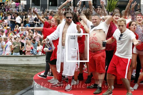 Amsterdam 3 augustus 2019
Gaypride in de grachten van Amsterdam.
Selwyn Senatori met zijn vrouw