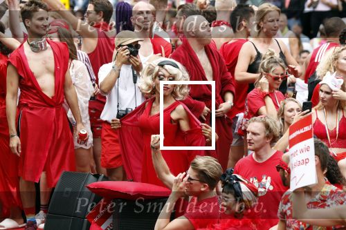 Amsterdam 3 augustus 2019
Gaypride in de grachten van Amsterdam.
Selwyn Senatori met zijn vrouw