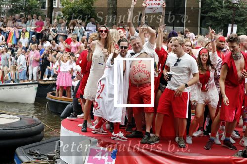 Amsterdam 3 augustus 2019
Gaypride in de grachten van Amsterdam.
Selwyn Senatori met zijn vrouw