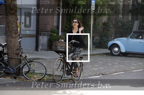 Amsterdam 31 augustus 2019
Susan Visser op de fiets in Amsterdam zuid.