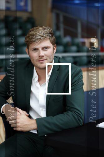 Ermelo 20 augustus 2019
Opnames film whitestar met oa Britt Dekker, Florence Vos Weeda, Kees Boot, Tina de Bruin, Bart Klever, Daniel BoÃ¯ssevain, Tim Douwsma en Peggy Vrijens. Bart Willemsen is de uitvoerend producent.