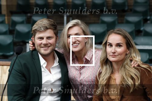 Ermelo 20 augustus 2019
Opnames film whitestar met oa Britt Dekker, Florence Vos Weeda, Kees Boot, Tina de Bruin, Bart Klever, Daniel BoÃ¯ssevain, Tim Douwsma en Peggy Vrijens. Bart Willemsen is de uitvoerend producent.