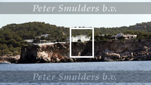 Ibiza  18 augustus 2019
De villa / huis van Wesley Sneijder en Yolanthe Cabau vanaf zee gezien.