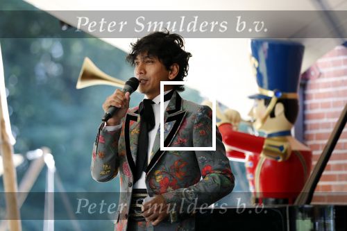 Diepenheim 24 augustus 2019
Wibi Soerjadi geeft tuinconcert in de tuin van zijn huis.