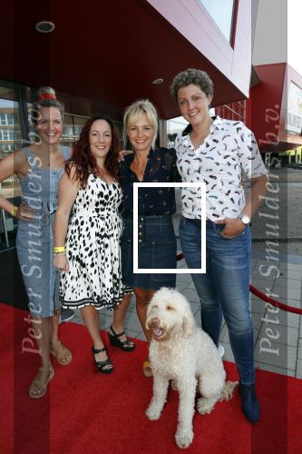 Ede 31 augustus 2019
Boer zoekt vrouw Event in pathe Ede.
Aanwezig oa Yvon Jaspers Boerin Steffi (  en vriend Roel) Michelle v Asseldonk ( en vriend Maarten) Boer Wim ( en vriendin Marit)