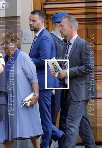 Den Haag 22 augustus 2019
Afscheidsdienst voor prinses Christina op paleis Noordeinde en de koninklijke stallen.
Aanwezig haar Kinderen Bernardo, Nicolas en Juliana alsmede prinses Beatrix prinses Irene prinses Margriet mr Pieter v Vollenhoven Koning Willem Alexander koningin Maxima prinses Mabel prins Constantijn Prinses laurentien en hun kinderen Leonore Claus Casimir Eloise   Prins Carlos  prinses Annemarie prinses Viktoria  Prins Jaime Prinses Carolina met man Albert Brenninkmeijer prinses Margarita met man Tjalling ten cate Prins floris en Prinses Aimee Prins Maurits en Prinses Marilene Prins Pieter Christiaan en Prins Bernhard jr.