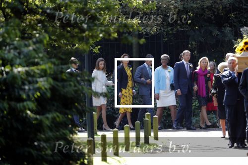 Den Haag 22 augustus 2019
Afscheidsdienst voor prinses Christina op paleis Noordeinde en de koninklijke stallen.
Aanwezig haar Kinderen Bernardo, Nicolas en Juliana alsmede prinses Beatrix prinses Irene prinses Margriet mr Pieter v Vollenhoven Koning Willem Alexander koningin Maxima prinses Mabel prins Constantijn Prinses laurentien en hun kinderen Leonore Claus Casimir Eloise   Prins Carlos  prinses Annemarie prinses Viktoria  Prins Jaime Prinses Carolina met man Albert Brenninkmeijer prinses Margarita met man Tjalling ten cate Prins floris en Prinses Aimee Prins Maurits en Prinses Marilene Prins Pieter Christiaan en Prins Bernhard jr.
