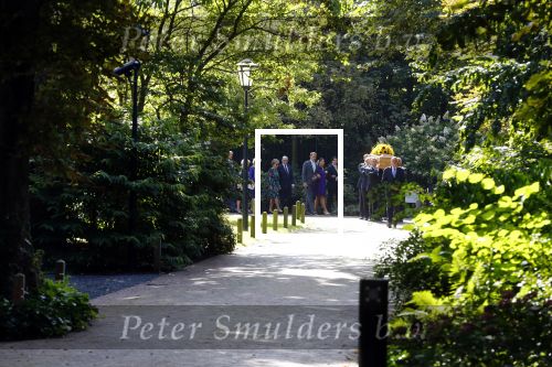 Den Haag 22 augustus 2019
Afscheidsdienst voor prinses Christina op paleis Noordeinde en de koninklijke stallen.
Aanwezig haar Kinderen Bernardo, Nicolas en Juliana alsmede prinses Beatrix prinses Irene prinses Margriet mr Pieter v Vollenhoven Koning Willem Alexander koningin Maxima prinses Mabel prins Constantijn Prinses laurentien en hun kinderen Leonore Claus Casimir Eloise   Prins Carlos  prinses Annemarie prinses Viktoria  Prins Jaime Prinses Carolina met man Albert Brenninkmeijer prinses Margarita met man Tjalling ten cate Prins floris en Prinses Aimee Prins Maurits en Prinses Marilene Prins Pieter Christiaan en Prins Bernhard jr.