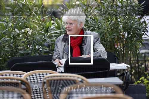 Laren 13 september 2020
Ad Visser op terras in Laren .