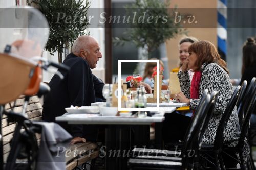 Amsterdam, 27 Augustus 2020 Alfred v d Heuvel met vriendin